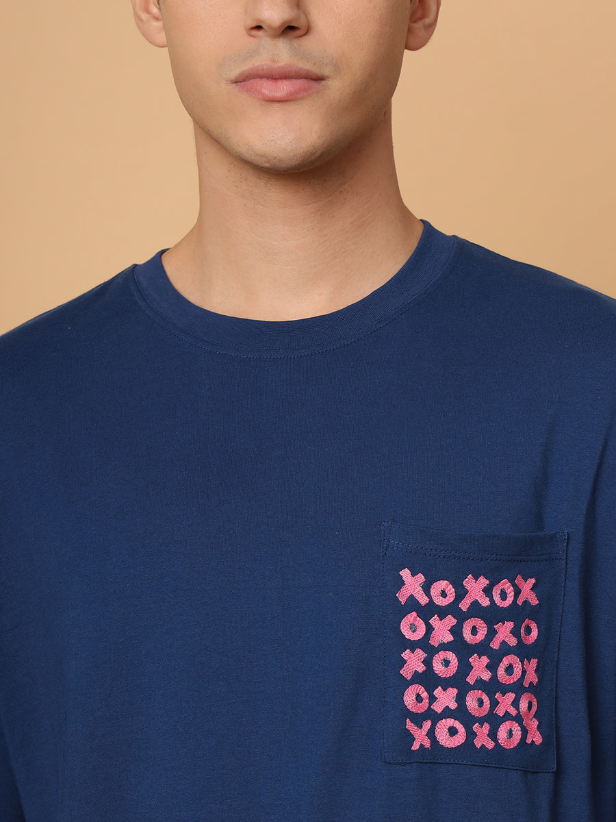 XO Relaxed Fit T-Shirt